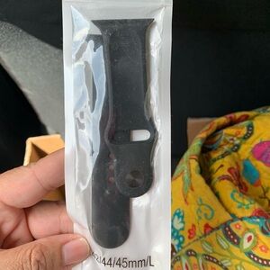 Black Silicone Replacement Watch Band for 44/45mm Smartwatches